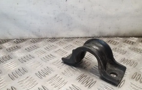 Jeep Grand Cherokee (WK) Sway bar bush bracket, front 