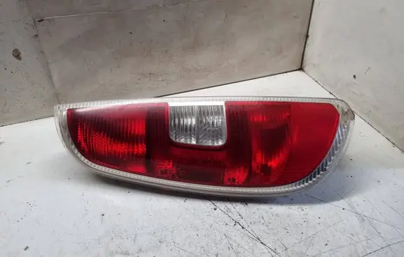 Rear/tail lights
