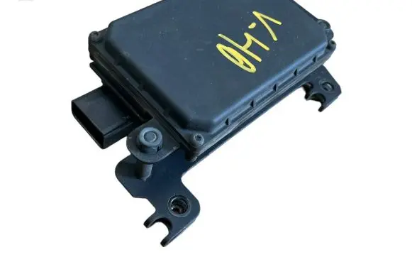 Volvo V40 Distronic sensor radar 31381556 31381558