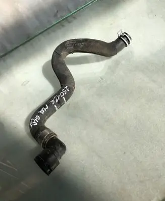 Mercedes-Benz GLA H247 Engine coolant pipe/hose A2478307903