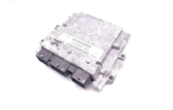 Ford Focus Engine control unit/module 7M5112A650YG