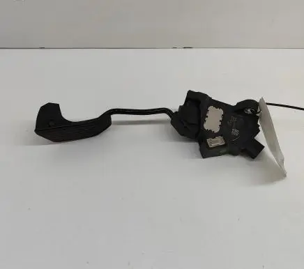 Toyota Avensis T270 Accelerator throttle pedal 7811002150