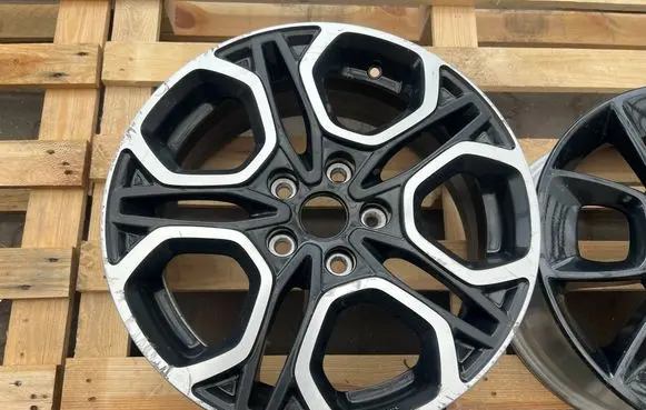 Suzuki Swift III R17 alloy rim SD24