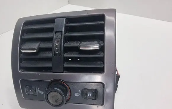 Audi A6 Allroad C5 Rear air vent grill 4B0819203