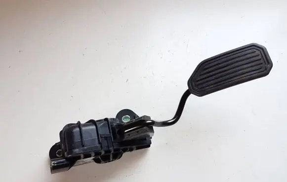 Toyota Prius (XW20) Accelerator throttle pedal 7812047040 1988003120