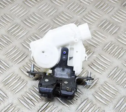 Toyota Auris E180 Tailgate/trunk/boot lock/catch/latch