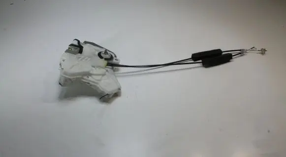 Honda CR-V Coupe door lock (next to the handle) 