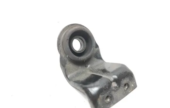 Suzuki Swift II Radiator mount bracket