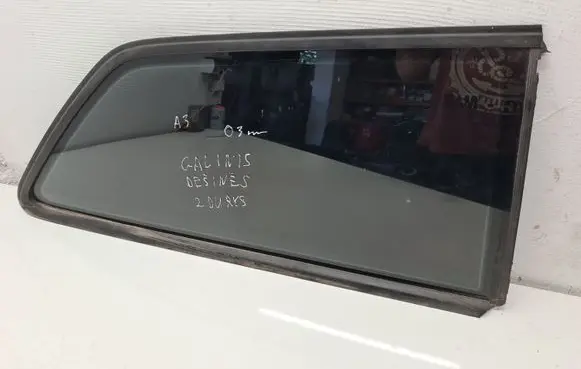 Audi A3 S3 8L Rear side window