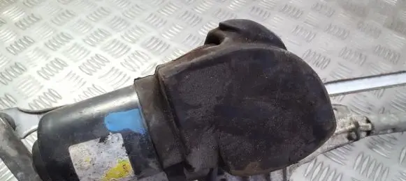 Renault Laguna I Wiper motor