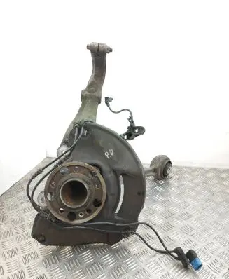 Mercedes-Benz S W222 Front wheel hub 2222001