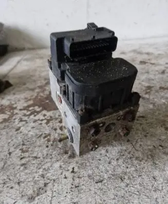 Renault Scenic I ABS Pump 0273004331