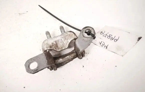 Toyota Avensis Verso Tailgate/trunk/boot hinge