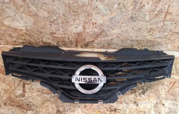 Nissan NV200 Front bumper upper radiator grill 62310-JX00AB