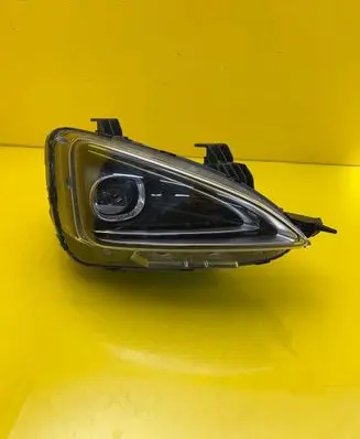 Hyundai Nexo Headlight/headlamp 92102M5100