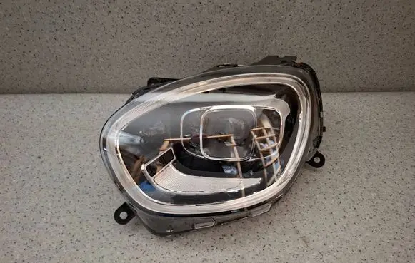 Mini Cooper Countryman F60 Headlight/headlamp 5A04D93 030109923705