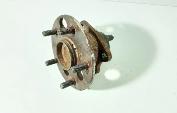 Toyota Auris 150 Rear wheel hub