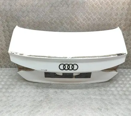 Audi A5 Tailgate/trunk/boot lid 8W6827025C