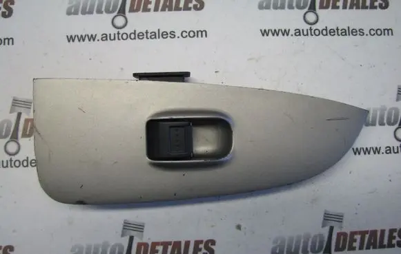 Honda CR-V Electric window control switch 83761SCAAG010M1