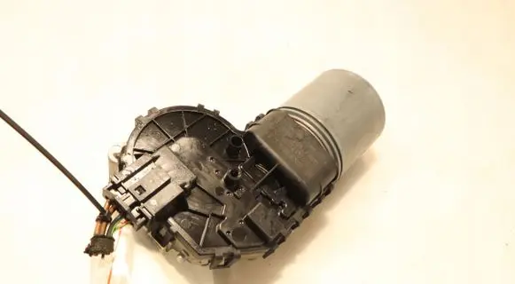 BMW X3 E83 Wiper motor 0390241712