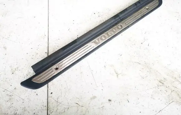 Volvo S40, V40 Front sill trim cover 30818426