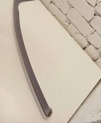 Mitsubishi Grandis Windshield trim 