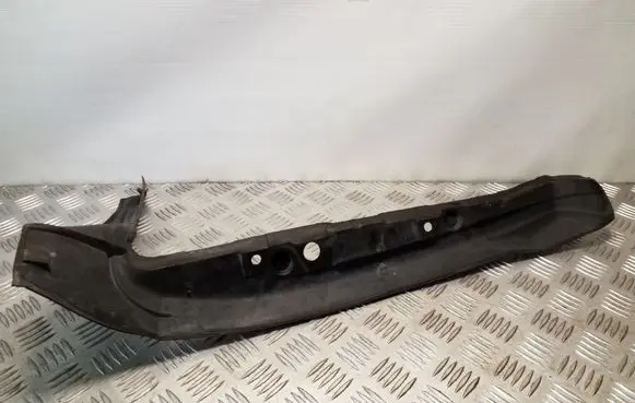 Fender end trim