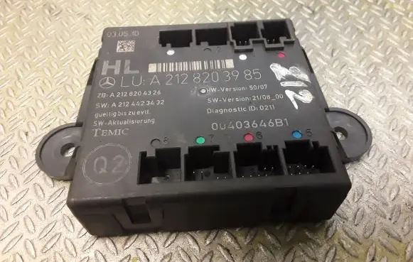 Mercedes-Benz E W212 Door control unit/module 2128203985 A2128203985