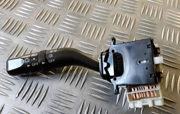 Mazda Premacy Indicator stalk 17A089C