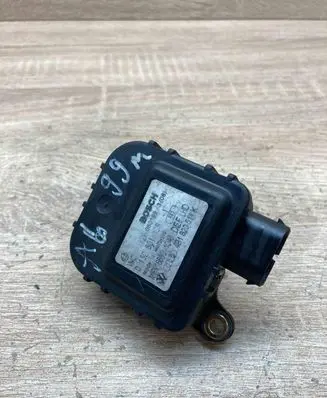 Audi A6 S6 C5 4B Air flap motor/actuator 4B1820511K 0132801158 882