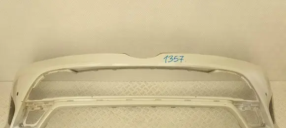 Toyota Avensis T270 Front bumper