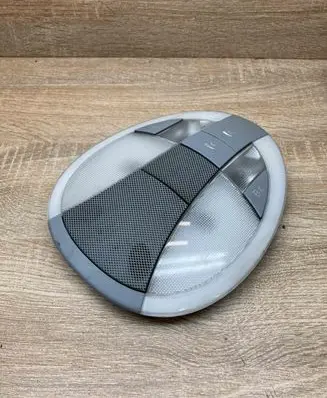 Mercedes-Benz E W211 Front seat light A2118206701 2JM008257