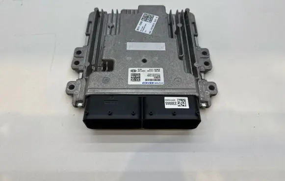 KIA Ceed Engine control unit/module 391112U463