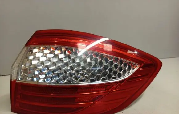 Ford Mondeo MK IV Rear/tail lights 7S7113404B