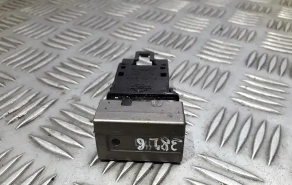Windscreen/window heater switch