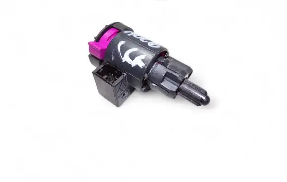 Audi A6 S6 C6 4F Brake pedal sensor switch 4F0945459B