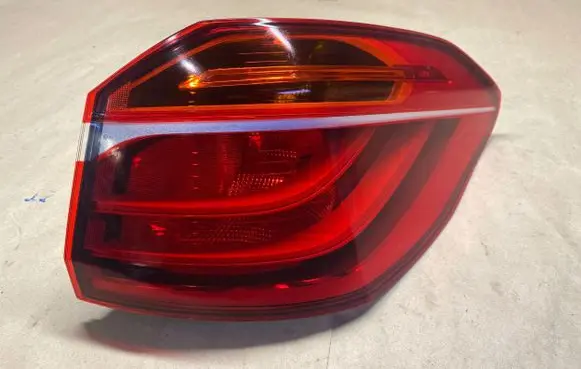 BMW 2 F46 Rear/tail lights 7461608 10262022