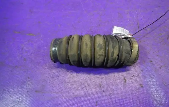 Renault Modus Intercooler hose/pipe