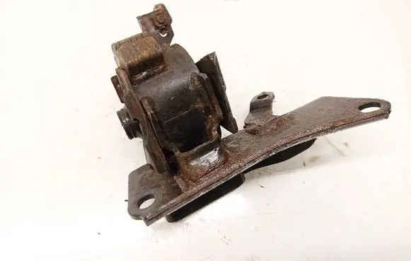 Toyota Corolla Verso AR10 Engine mount bracket 