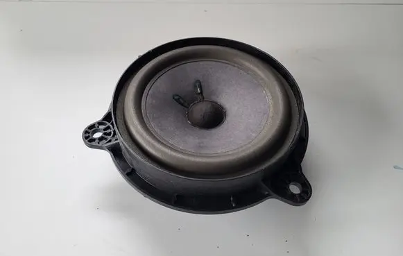 Nissan Murano Z51 Front door speaker