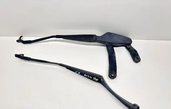 Mercedes-Benz C W204 Front wiper blade arm A2048201544 2048201544 A2048200044