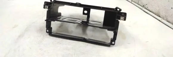 BMW 3 E46 Radio/GPS head unit trim ZB8237560 8196112