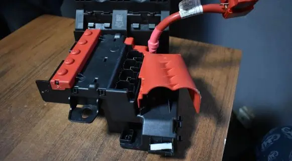 BMW 8 G14 Fuse box set