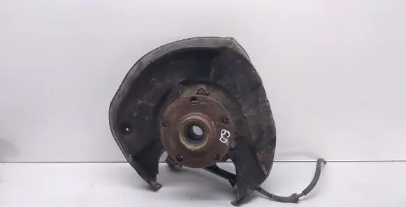 Rear wheel hub spindle/knuckle