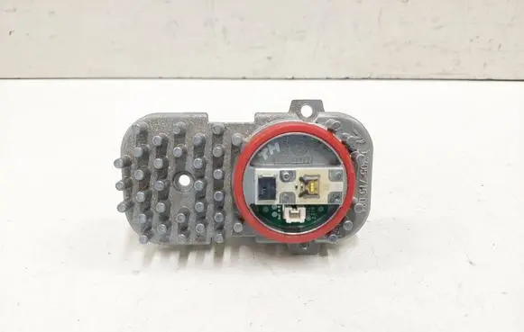 BMW X3 F25 LED ballast control module 1305715084 A4052C1 707881