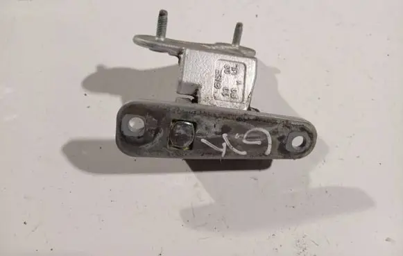 Opel Astra H Rear door lower hinge