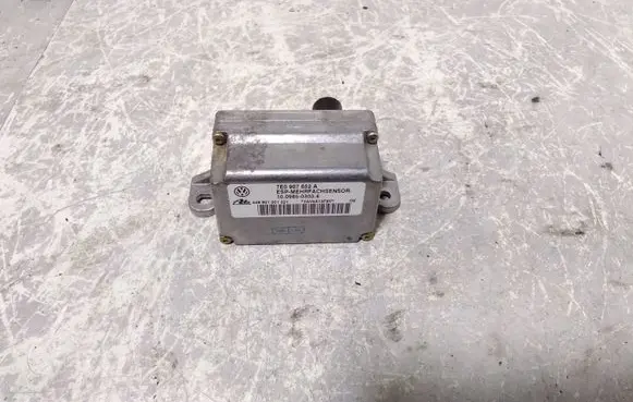 Volkswagen Touareg I ESP acceleration yaw rate sensor 7E0907652A 448801001021