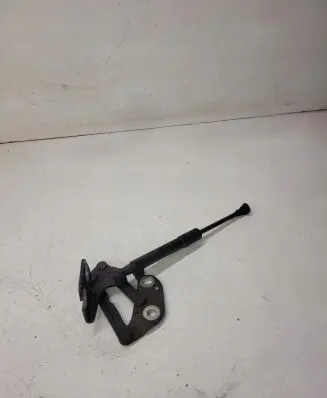 Audi A3 S3 8P Tailgate/trunk/boot hinge 8P7827299E