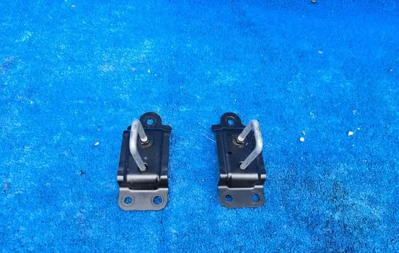 BMW 2 Active Tourer U06 Engine bonnet/hood lock/latch loop/hook 8737167
