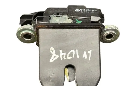 Skoda Fabia Mk2 (5J) Tailgate/trunk/boot lock/catch/latch 5J0827501C
